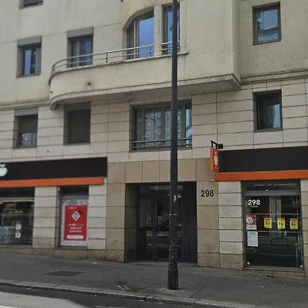 Urbanflat 169 - Confort Et Charme Au Centre De Apartamento